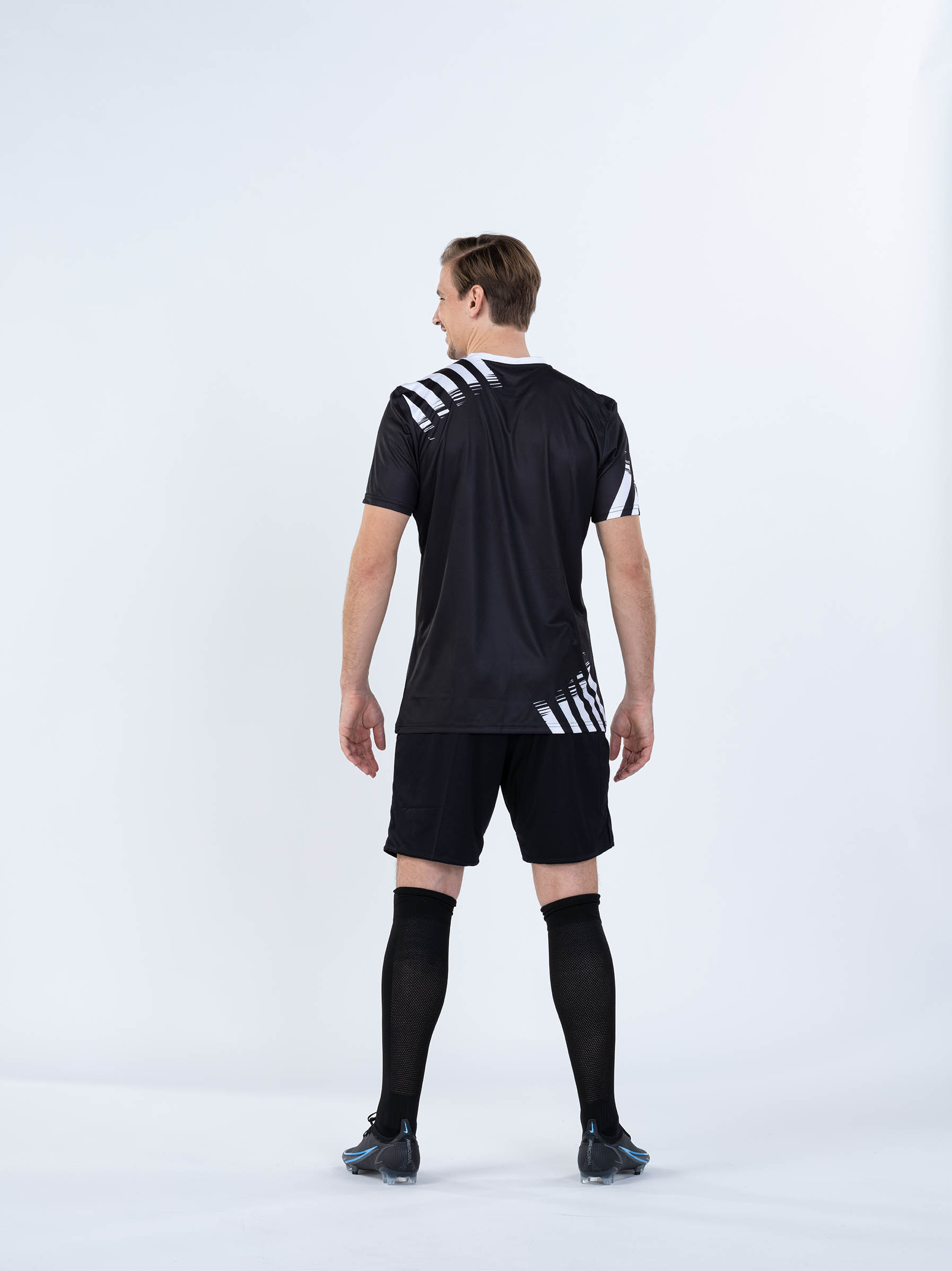 BWT Trikot schwarz