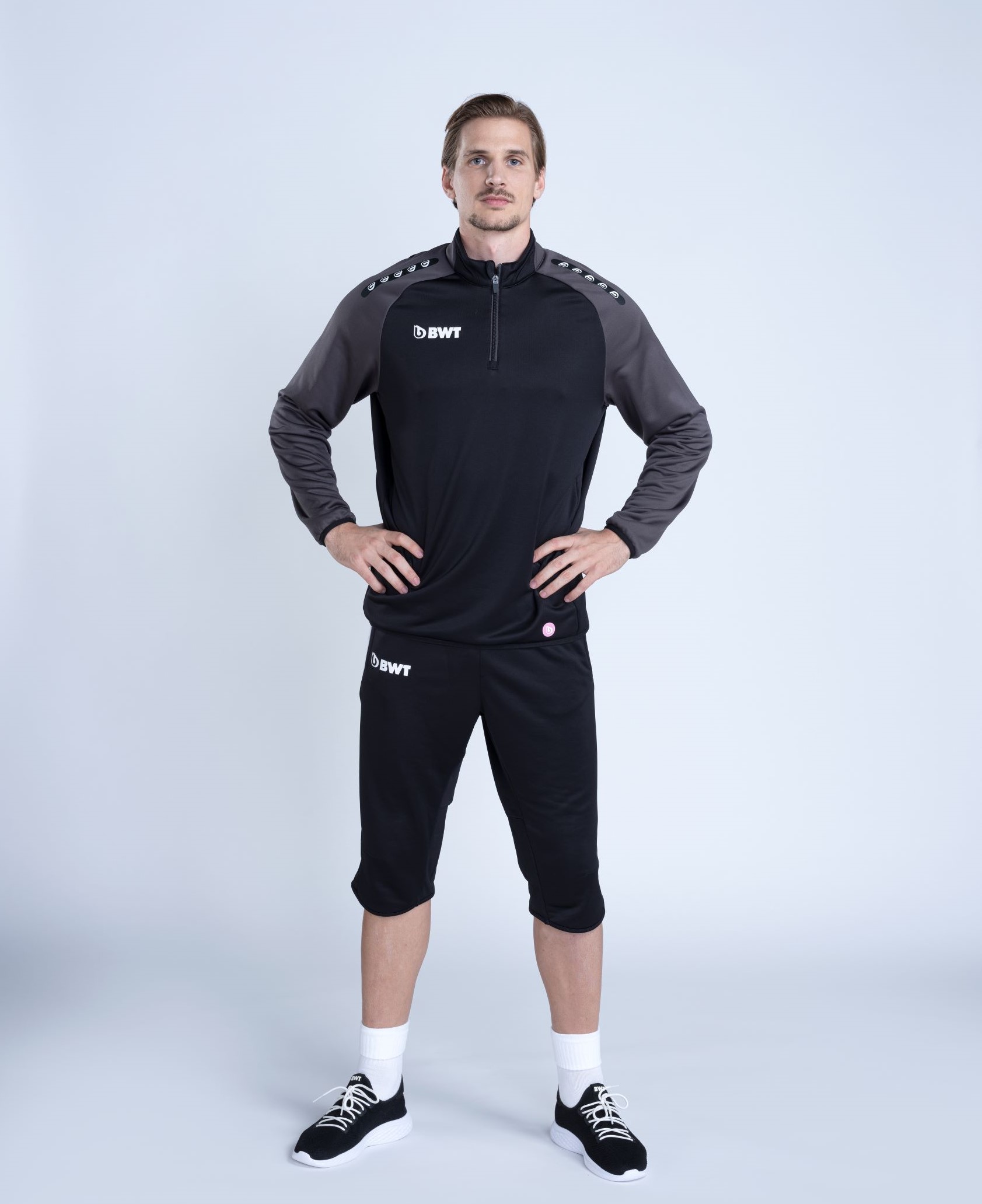 Trainingsjacke schwarz